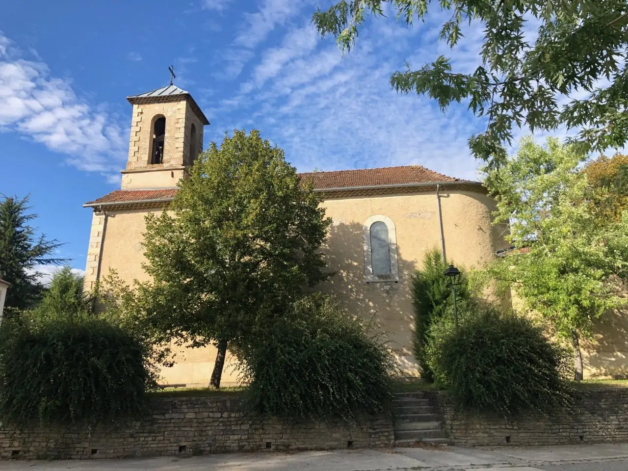 église